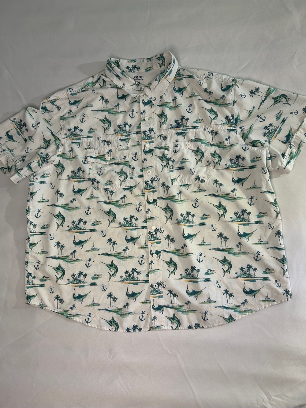 Izod Saltwater White Short-Sleeve Tropical Marlin Print Button-Down Shirt
